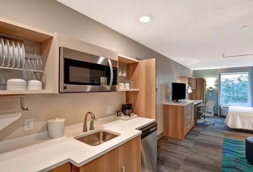 ホテル Home2 Suites By Hilton Tampa Usf Near Busch Gardens