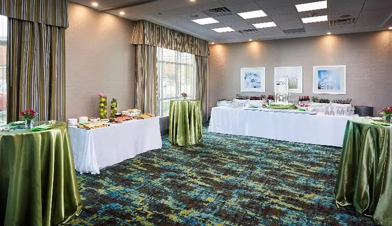 Hotelli Homewood Suites By Hilton North Bay