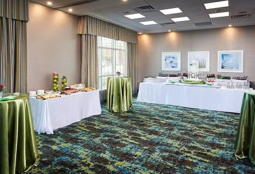 Hotelli Homewood Suites By Hilton North Bay