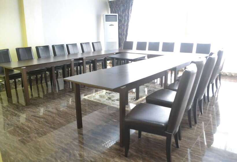 هتل Noubou International