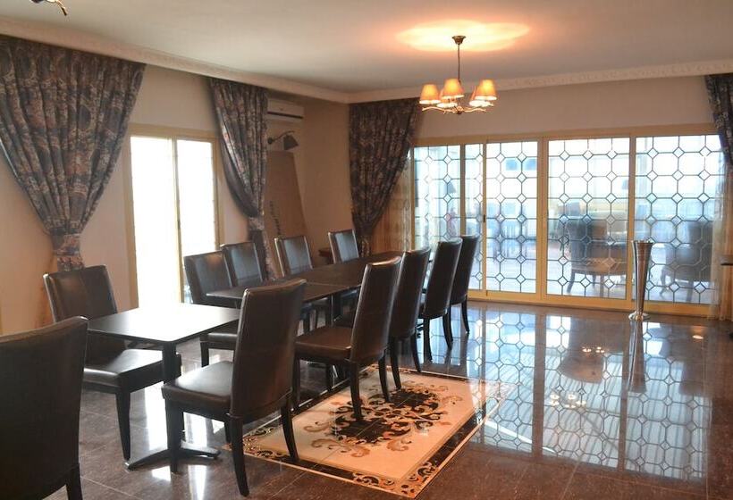 هتل Noubou International