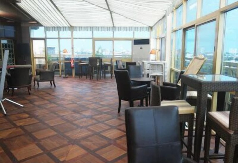 هتل Noubou International