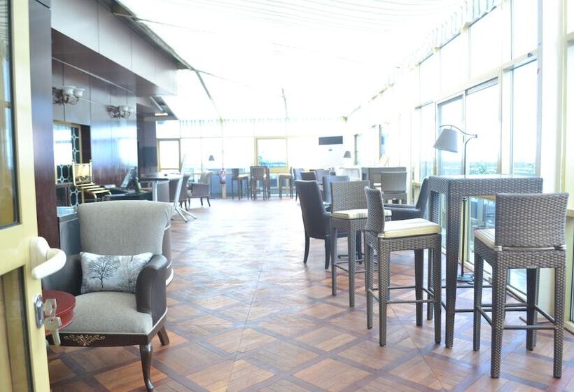 هتل Noubou International