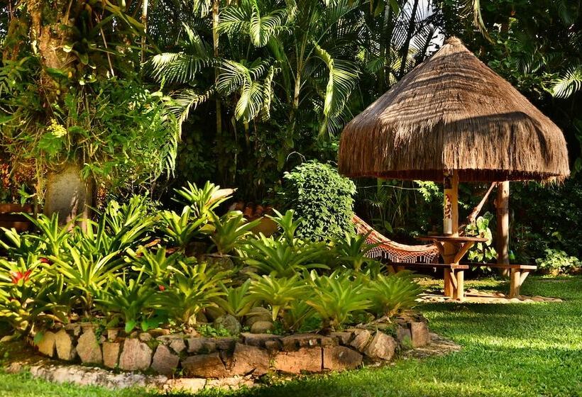 هتل Recanto Das Andorinhas Studios