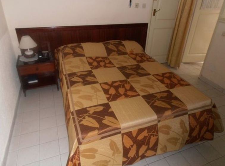 هتل Residence Eburnea