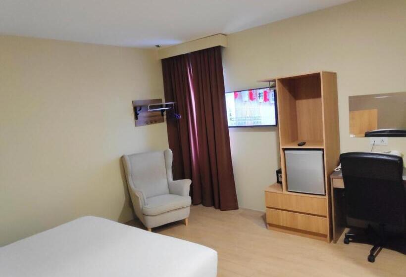 Sh Hotel Kota Damansara