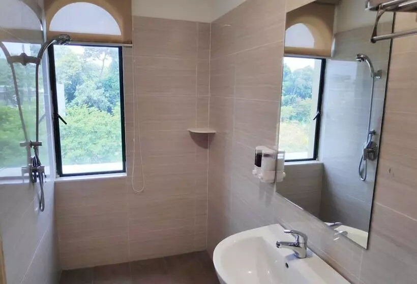 Sh Hotel Kota Damansara