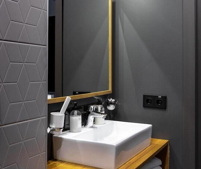 فندق The Faces Petrogradskaya