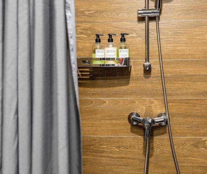 فندق The Faces Petrogradskaya