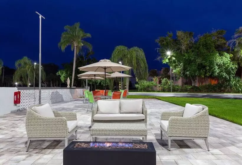 Nobile Hotel Parkway at Celebration Orlando