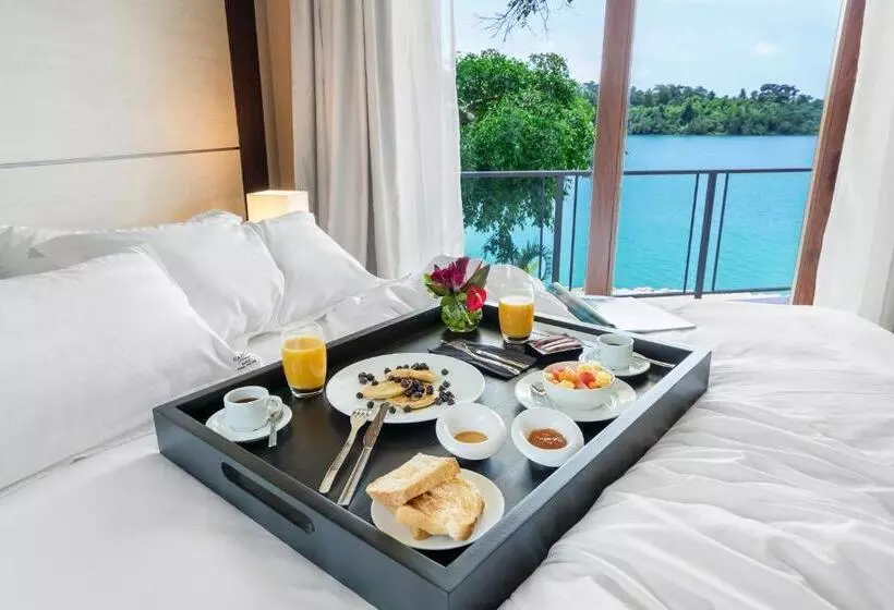 Ramada Resort By Wyndham Port Vila