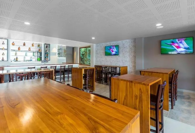 Ramada Resort By Wyndham Port Vila
