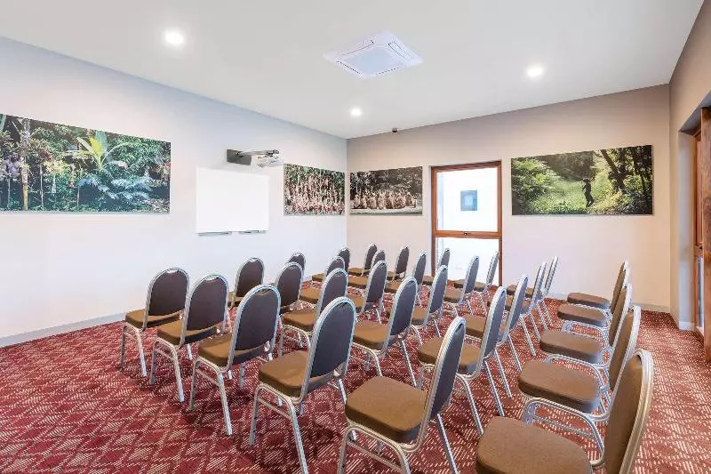Ramada Resort By Wyndham Port Vila