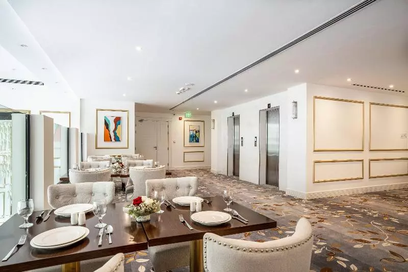 Sherao Hotel فندق شراعوه