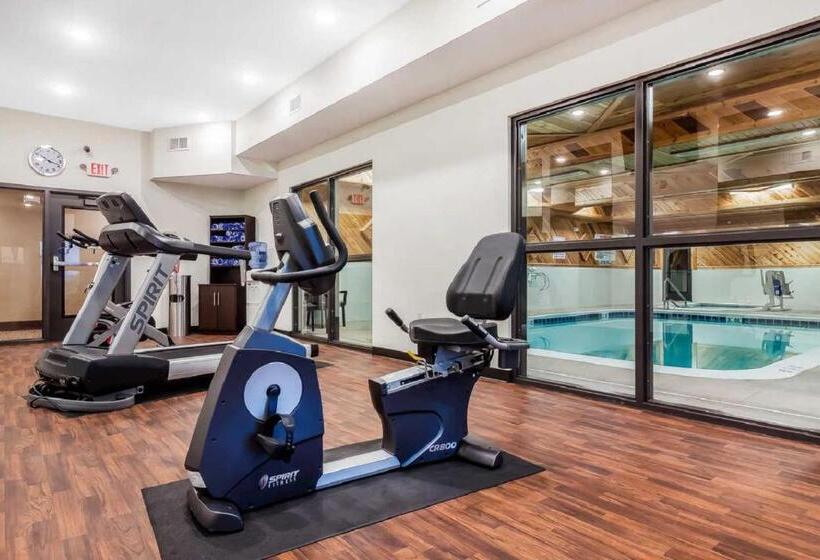 هتل Comfort Suites