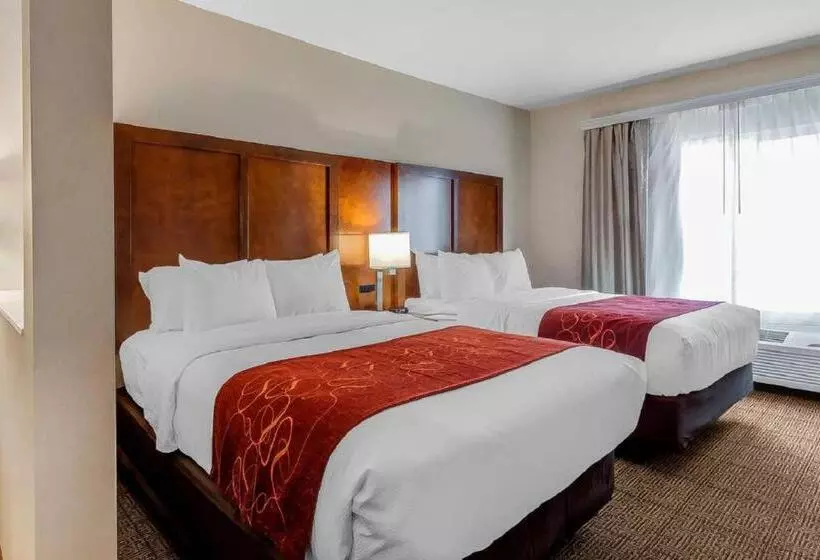 هتل Comfort Suites