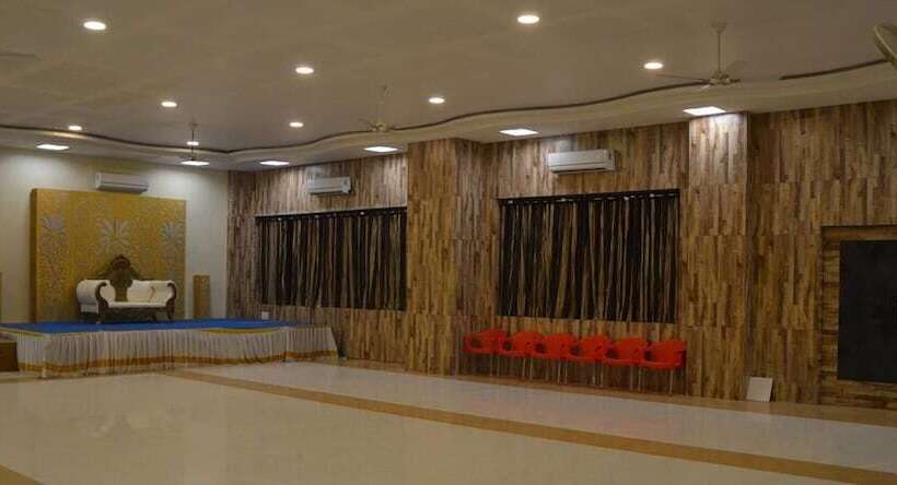 בית מלון כפרי Meghmount