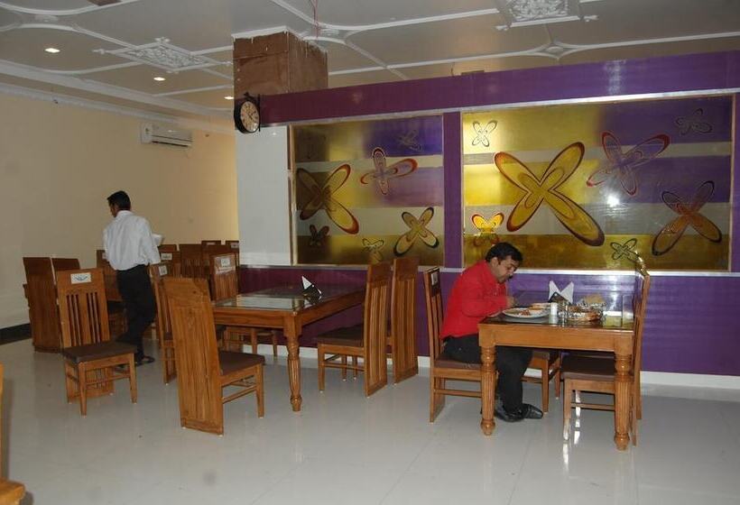 בית מלון כפרי Meghmount