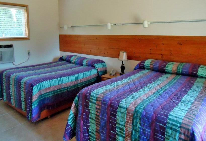 فندق على الطريق Adirondack Inn