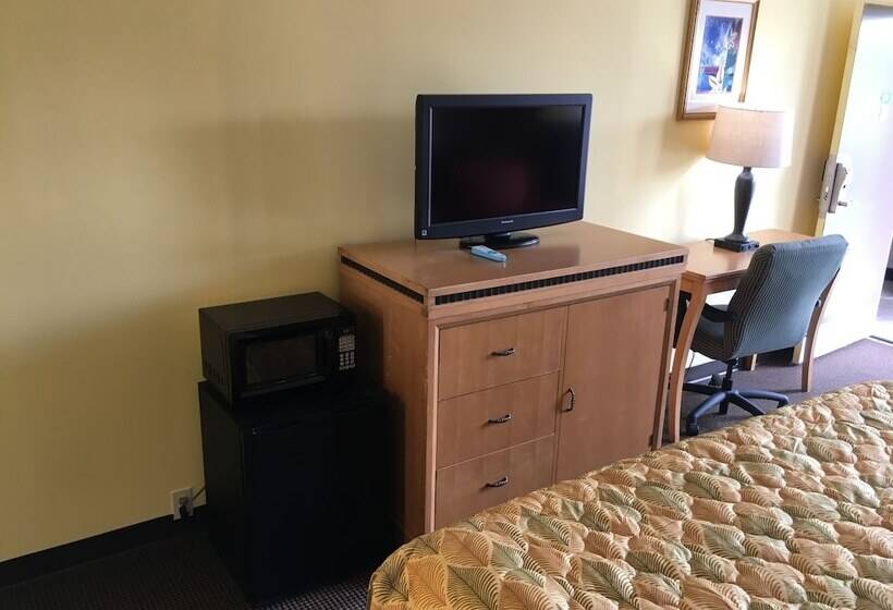 فندق على الطريق Budget Inn Tarboro