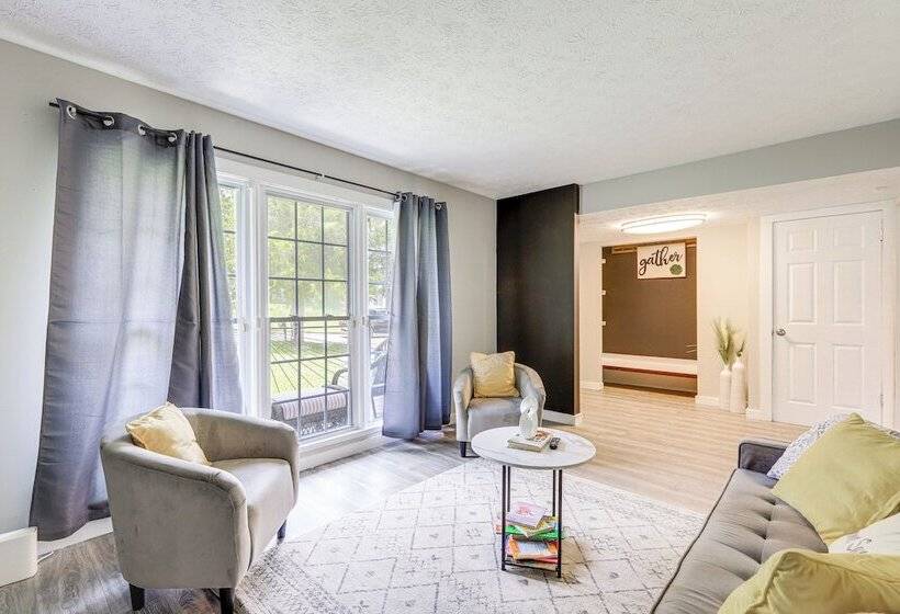 18 Mi To Dtwn Atlanta: Pet Friendly Home W/ Yard!