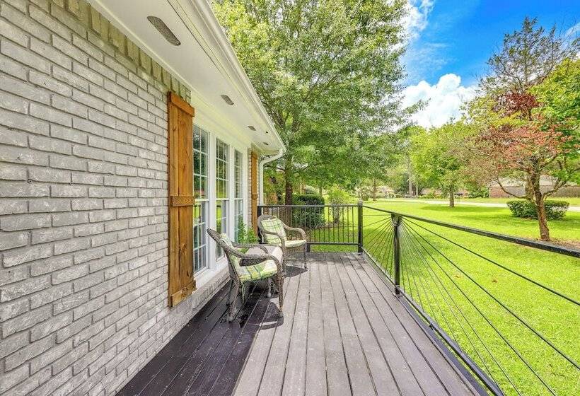 18 Mi To Dtwn Atlanta: Pet Friendly Home W/ Yard!
