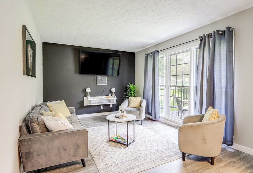 18 Mi To Dtwn Atlanta: Pet Friendly Home W/ Yard!