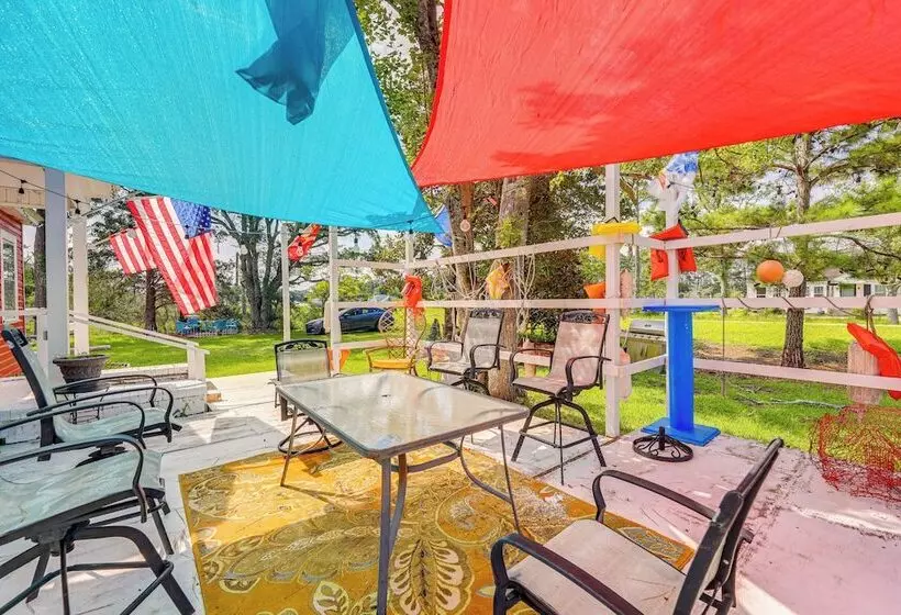 Cozy Cottage W/ Deck, 9 Mi To Downtown Beaufort!