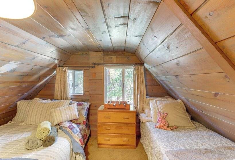 Green Valley Lake Cabin Near Lake: Boat + Ski!