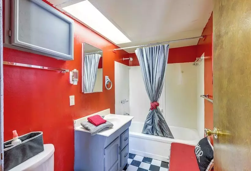 Green Valley Lake Cabin Near Lake: Boat + Ski!