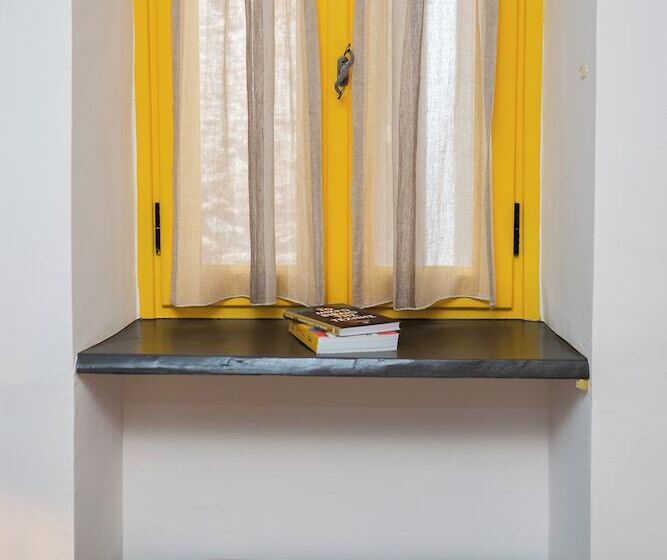 Hotelli Archo Nafplio Suites & Rooms