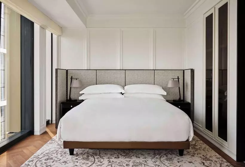 Hotelli Park Hyatt London River Thames