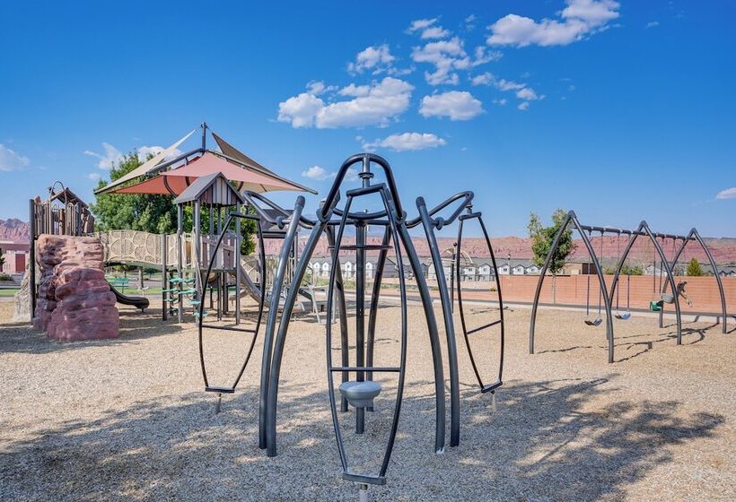 Paradise Village Oasis W/ Lazy River & Hot Tubs!