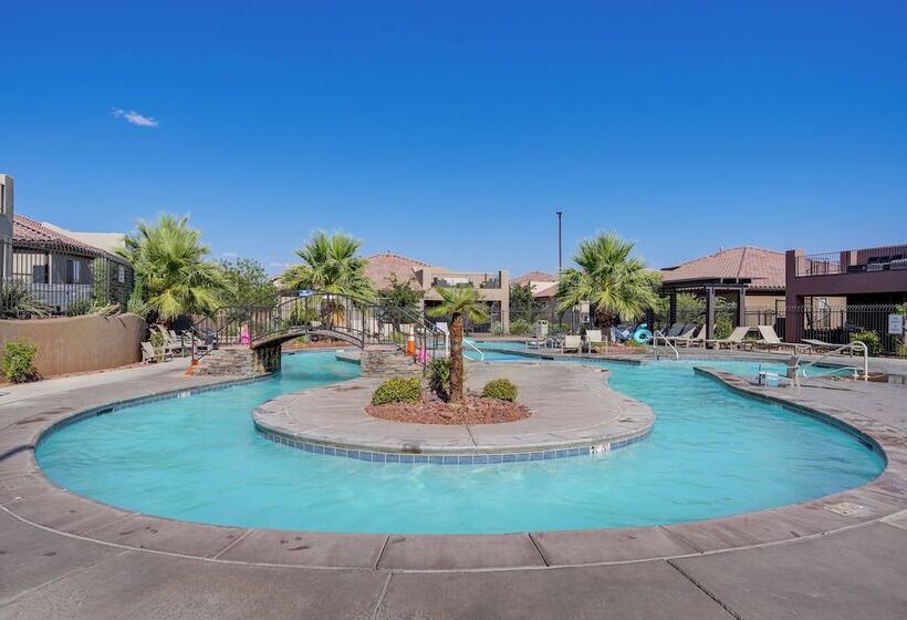 Paradise Village Oasis W/ Lazy River & Hot Tubs!