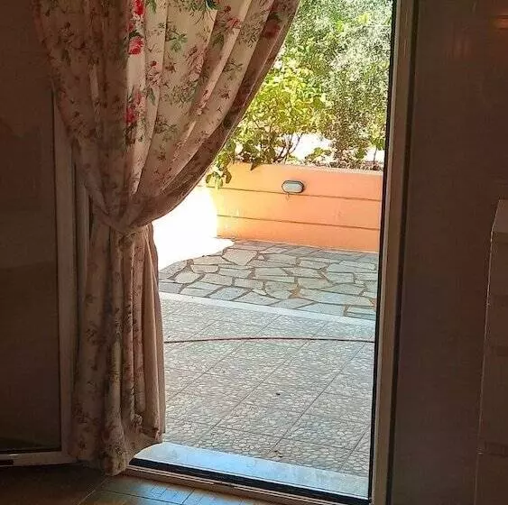 اقامتگاه Chios Green Oasis