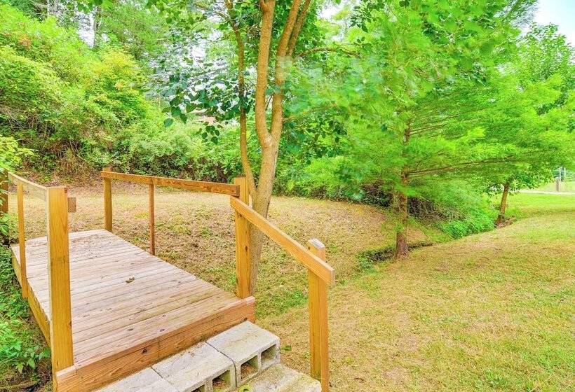 Campton Cottage W/ Hot Tub, Near Hiking + Climbing