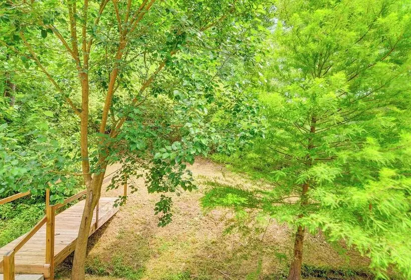 Campton Cottage W/ Hot Tub, Near Hiking + Climbing