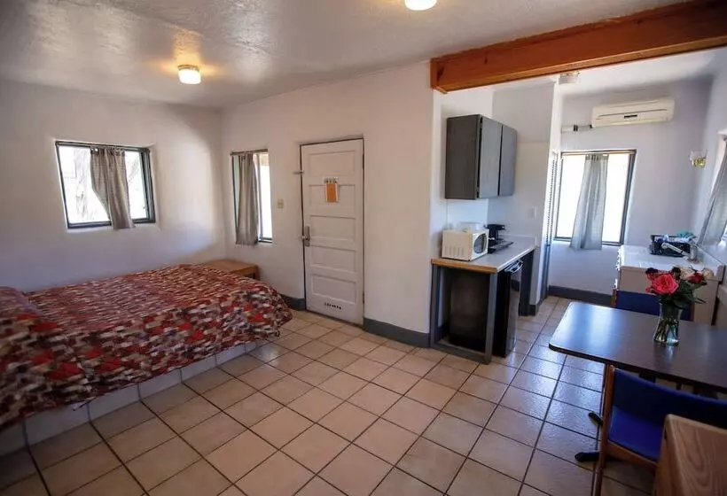 Dam Site Historic District Casitas