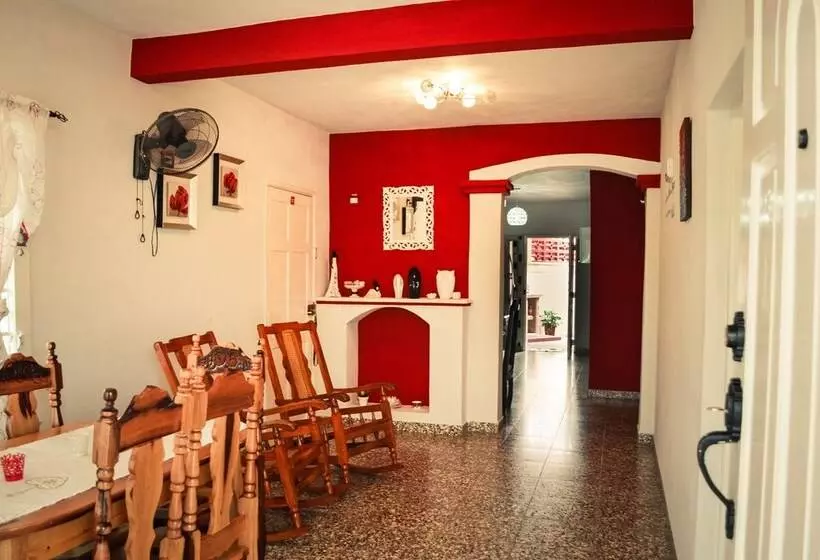 Hostal Casa Lay