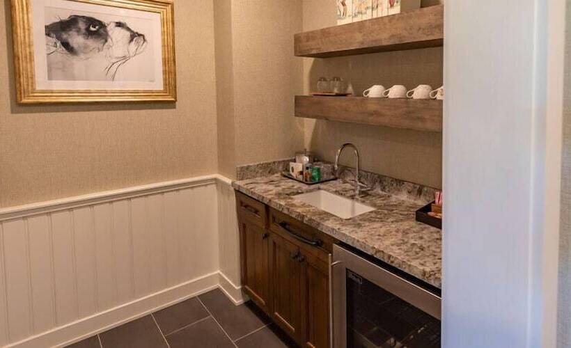 酒店 The Inn At Sentryworld