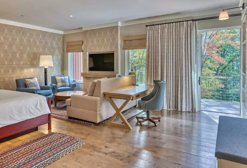 Hotelli The Inn At Sentryworld