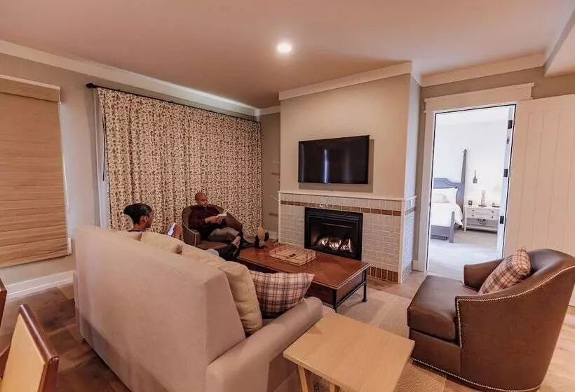 Hotelli The Inn At Sentryworld