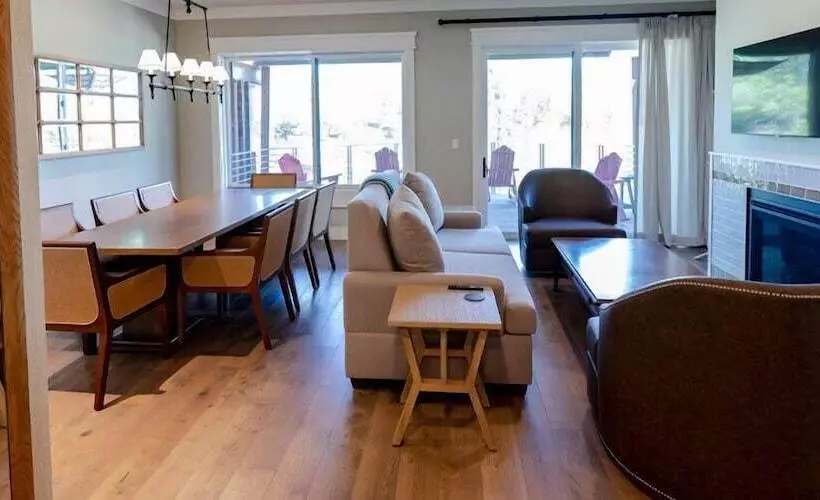 Hotelli The Inn At Sentryworld