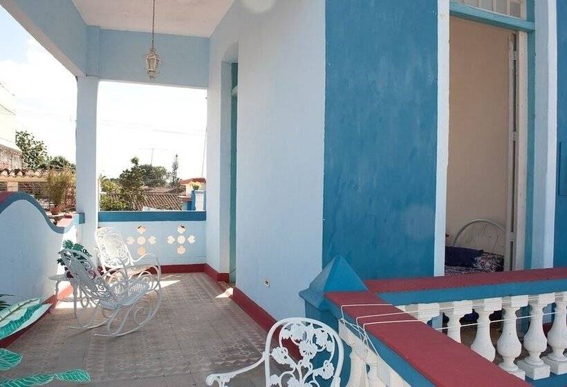 پانسیون Hostal Familia Moretón Sánchez