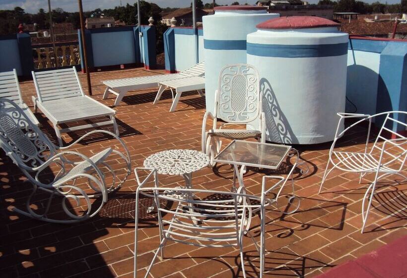 پانسیون Hostal Familia Moretón Sánchez