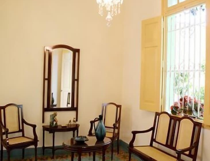 پانسیون Hostal Casa Francisco