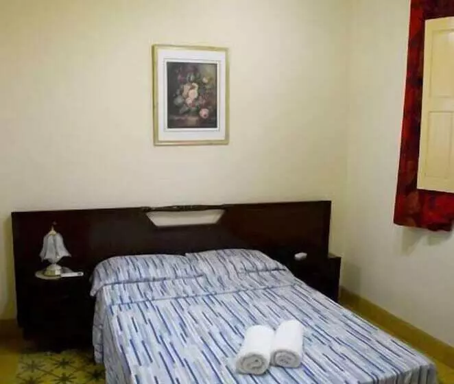 ペンション Hostal Casa Francisco