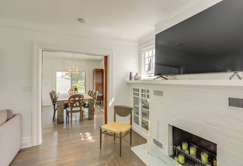 Port Clinton Home W/ Lake View   Walk To Beach!