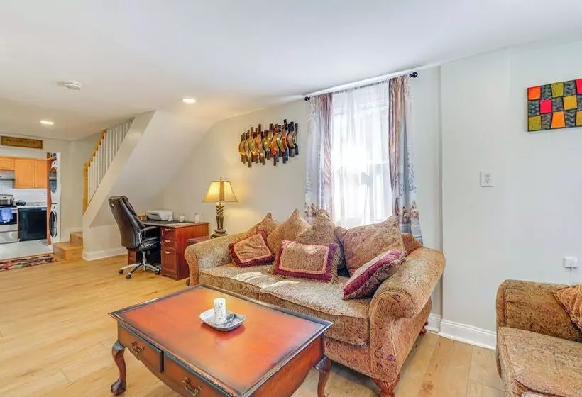 Rockville Home W/ Spacious Yard: 17 Mi To Dc!