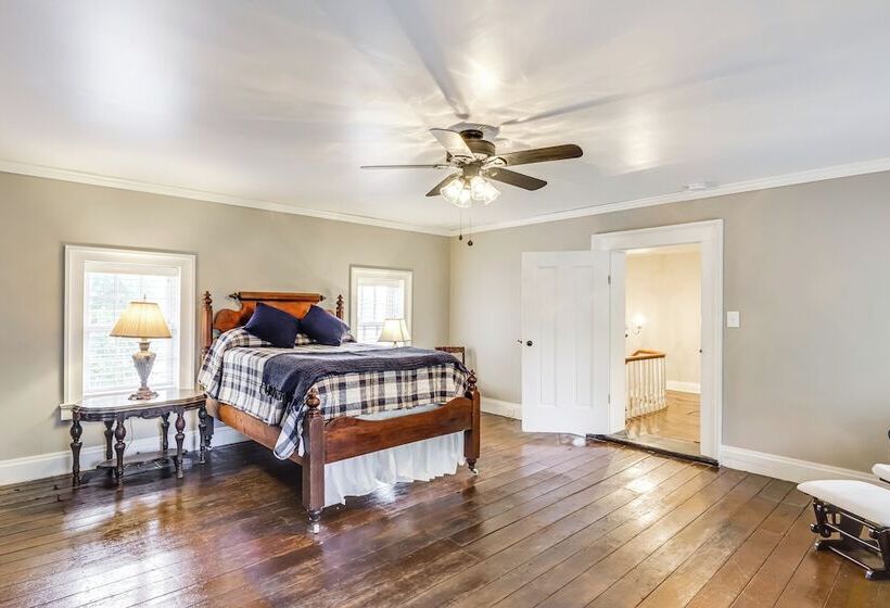 Vineyard Retreat At George Vest Historical Home